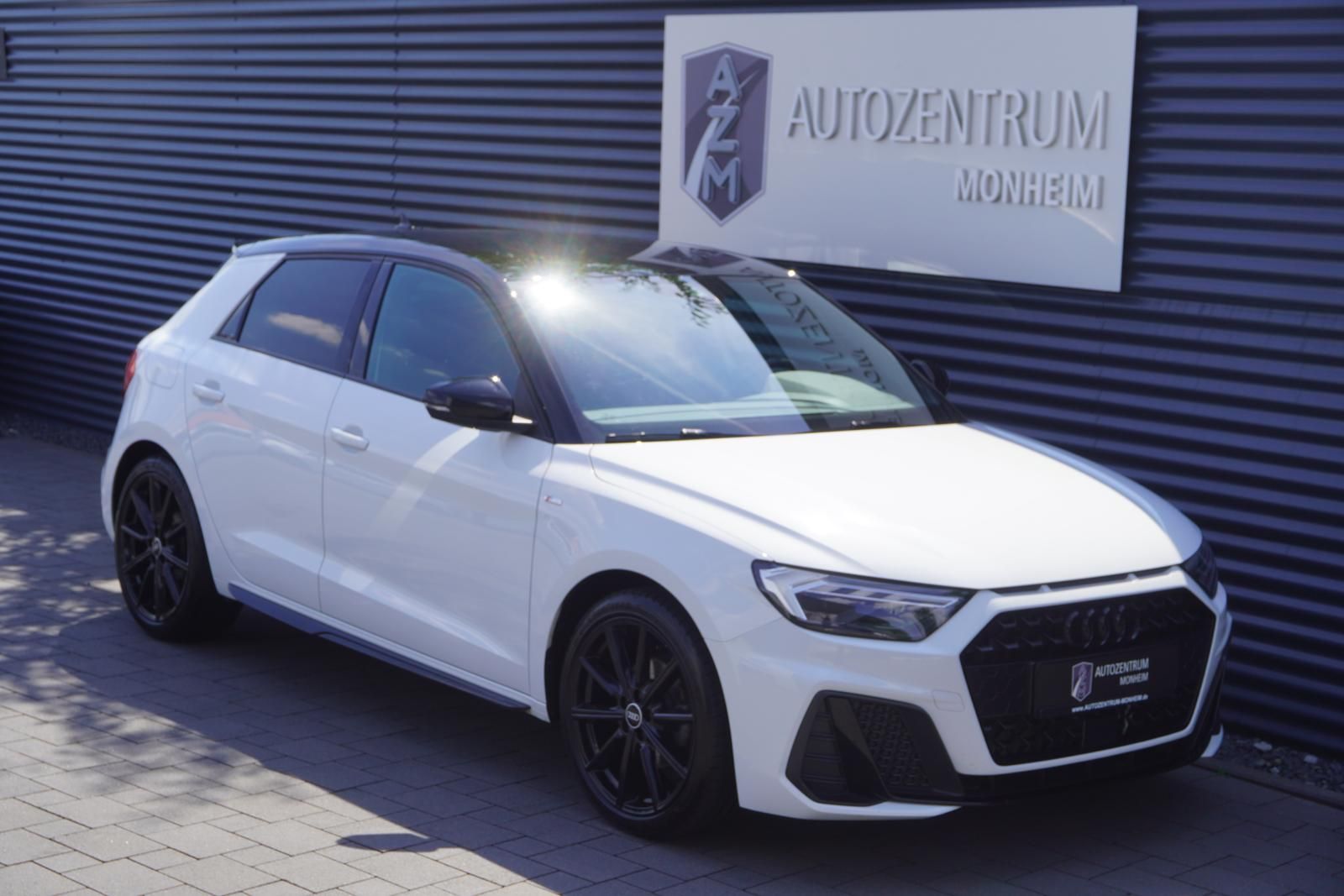 Audi A1 35 TFSI SPORTBACK S-LINE SPORTPAKET - Samsaru's Car Outlet