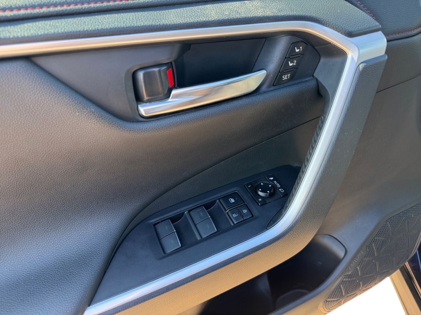 Toyota RAV 4 Plug-in-Hybrid Technik- & Style Paket *AHK