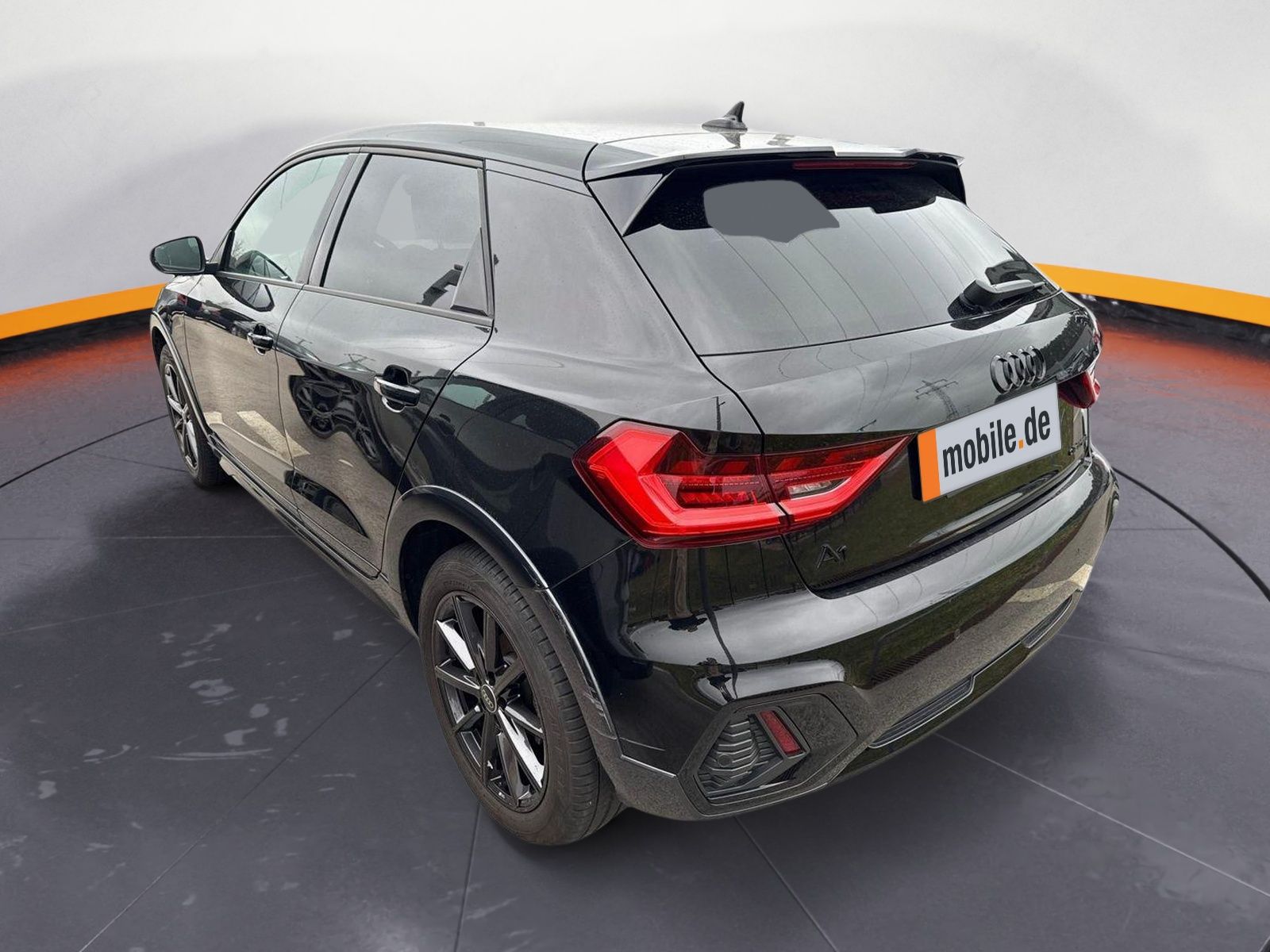 Audi A1 allstreet 35 TFSI S line - Samsaru's Car Outlet