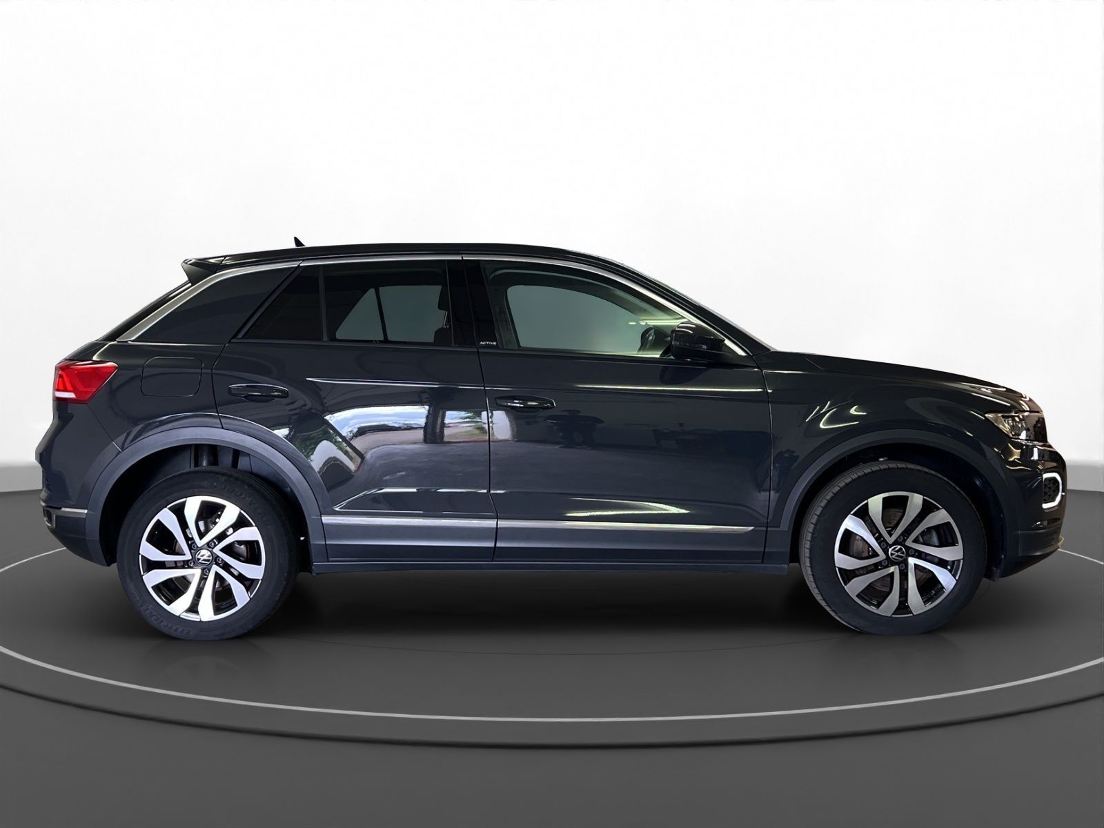 Volkswagen T-Roc 2.0 TDI Active - Samsaru's Car Outlet
