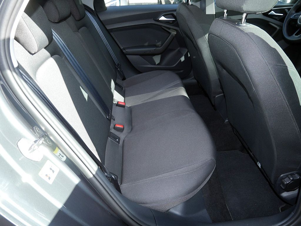 Audi A1 Sportback 30 TFSI advanced NAVI+SHZ+KLIMA+FSE