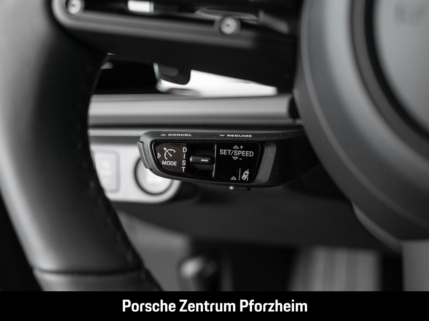 Porsche Panamera 4S E-Hybrid HA-Lenkung InnoDrive BOSE