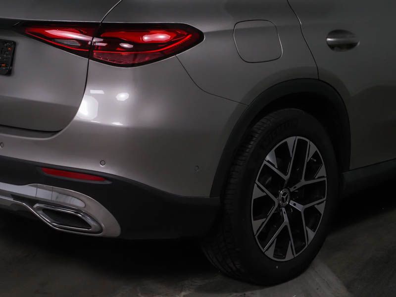 Mercedes-Benz GLC 220 d 4M Avantgarde/DIGITAL/Pano/AHK/Distr