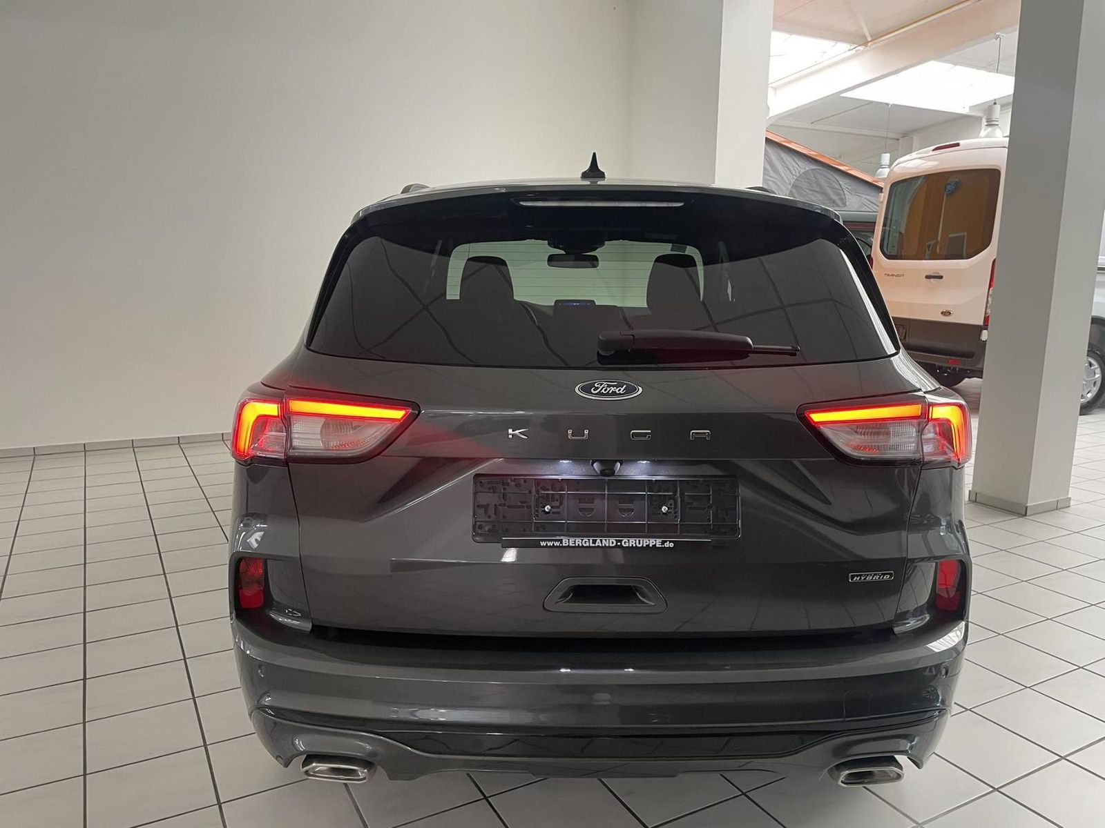 Ford Kuga ST-Line X - Samsaru's Car Outlet