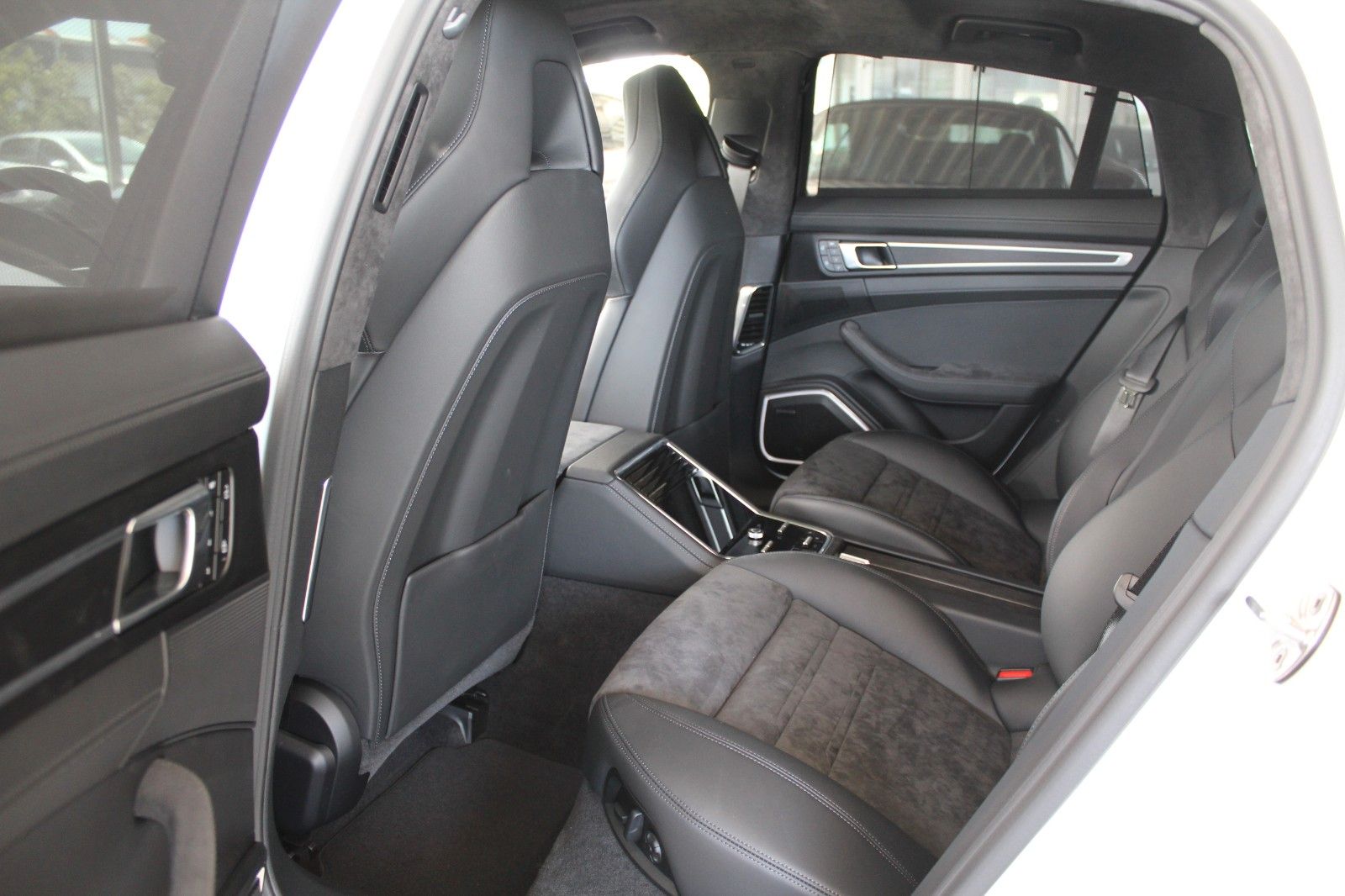 Porsche Panamera GTS SportDesign/Sportabgas/HeadUp/Pano