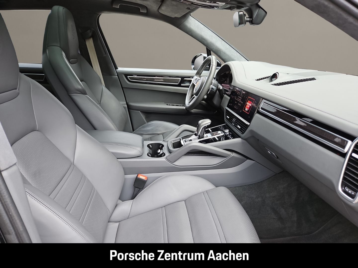 Porsche Cayenne Platinum Edition BOSE Sportabgasanlage