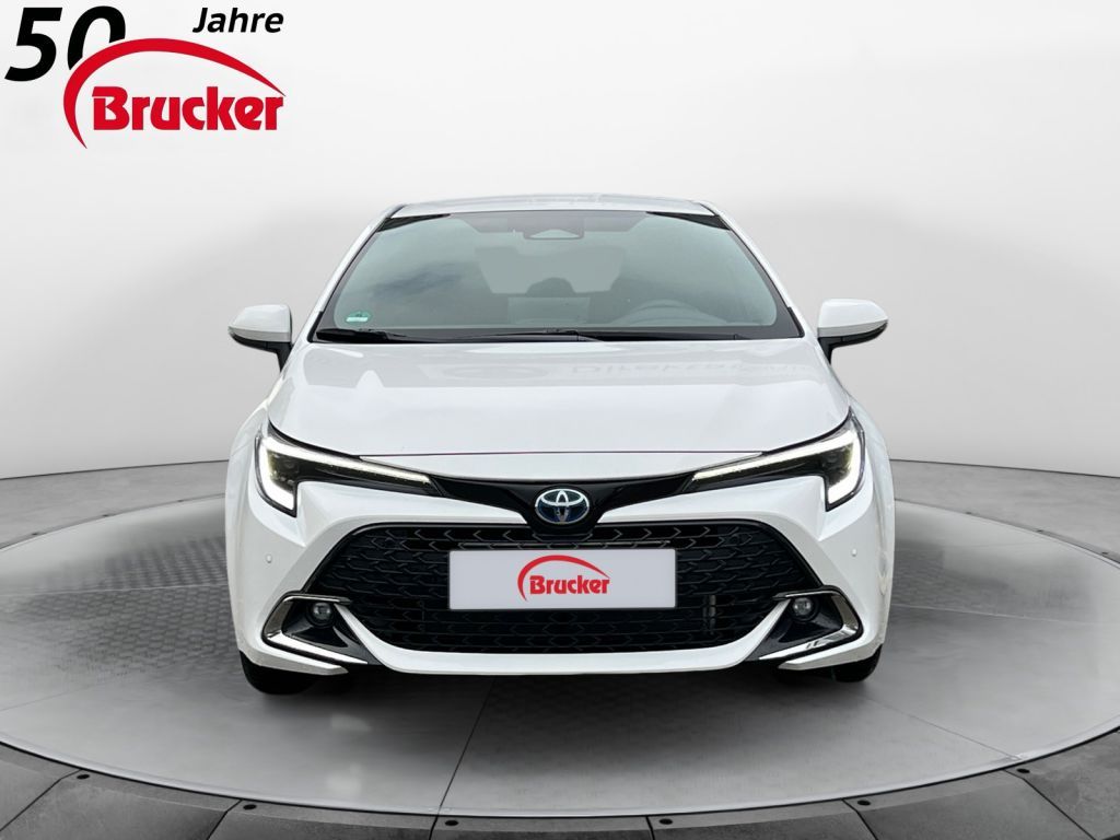 Toyota Corolla 1.8 Hybrid Team - Samsaru's Car Outlet