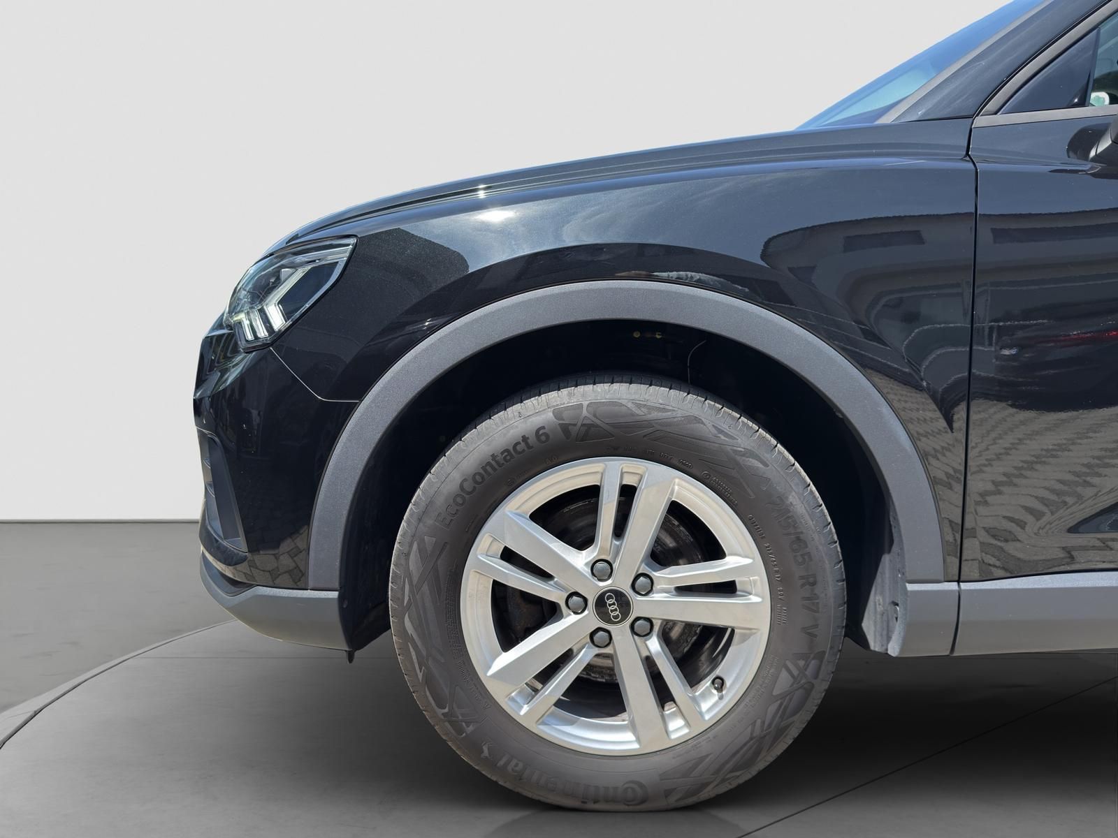 Audi Q3 35 TDI quattro - Samsaru's Car Outlet