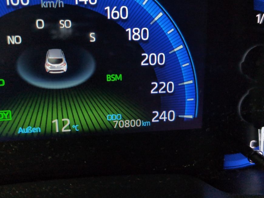 Toyota Corolla 1.8 Hybrid Team Deutschland NAVI+BI-LED+