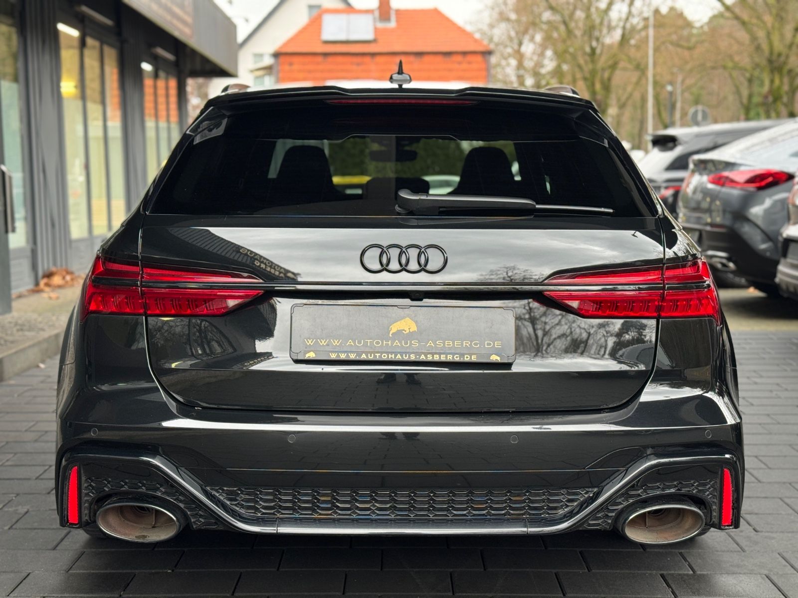 Audi RS6 Avant 4.0 TFSI quattro/PANO/HEADUP/B&O/BLACK