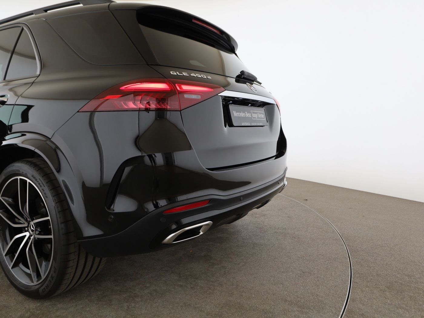 Mercedes-Benz GLE 450 d 4M AMG PREMIUM+NIGHT+AHK+PANO+360°++