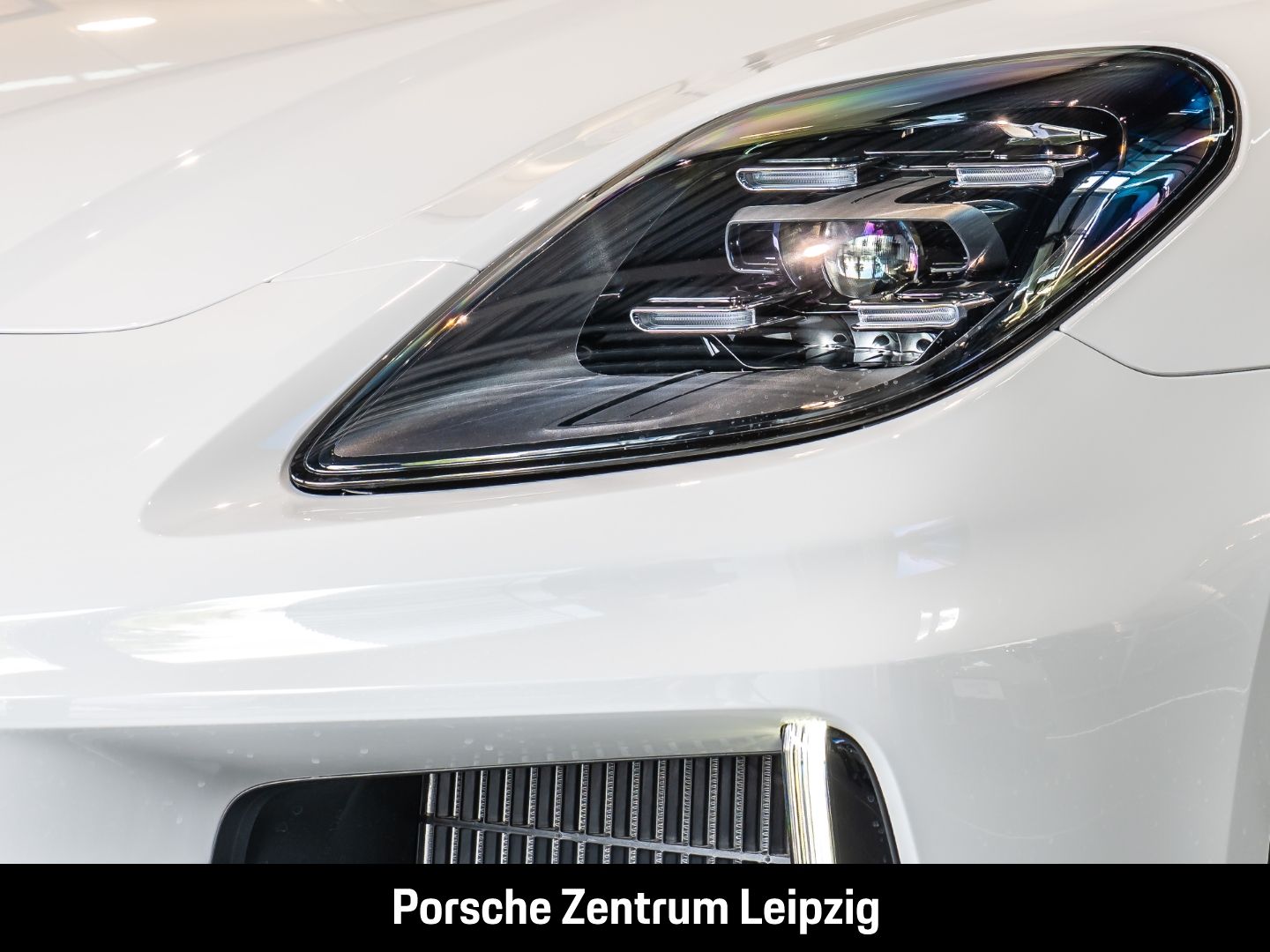 Porsche Panamera 4S E-Hybrid Sportabgas HA-Lenkung HUD