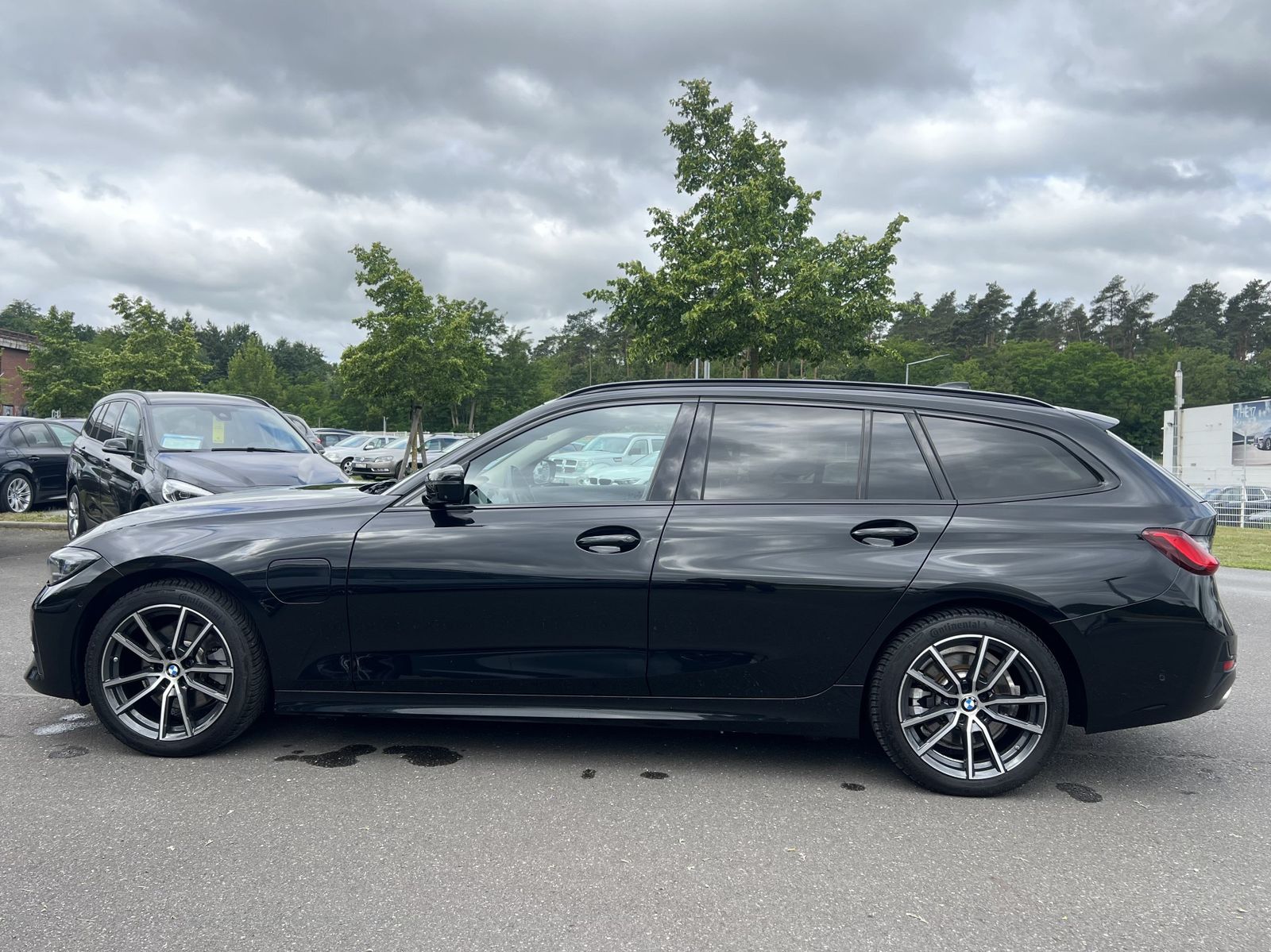 BMW 320e Touring Sport Line - Samsaru's Car Outlet