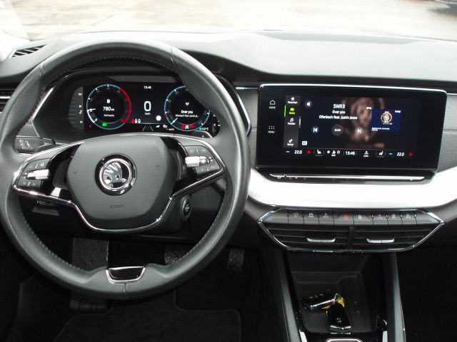 Skoda Octavia Combi Style 2.0 TDI DSG - Samsaru's Car Outlet