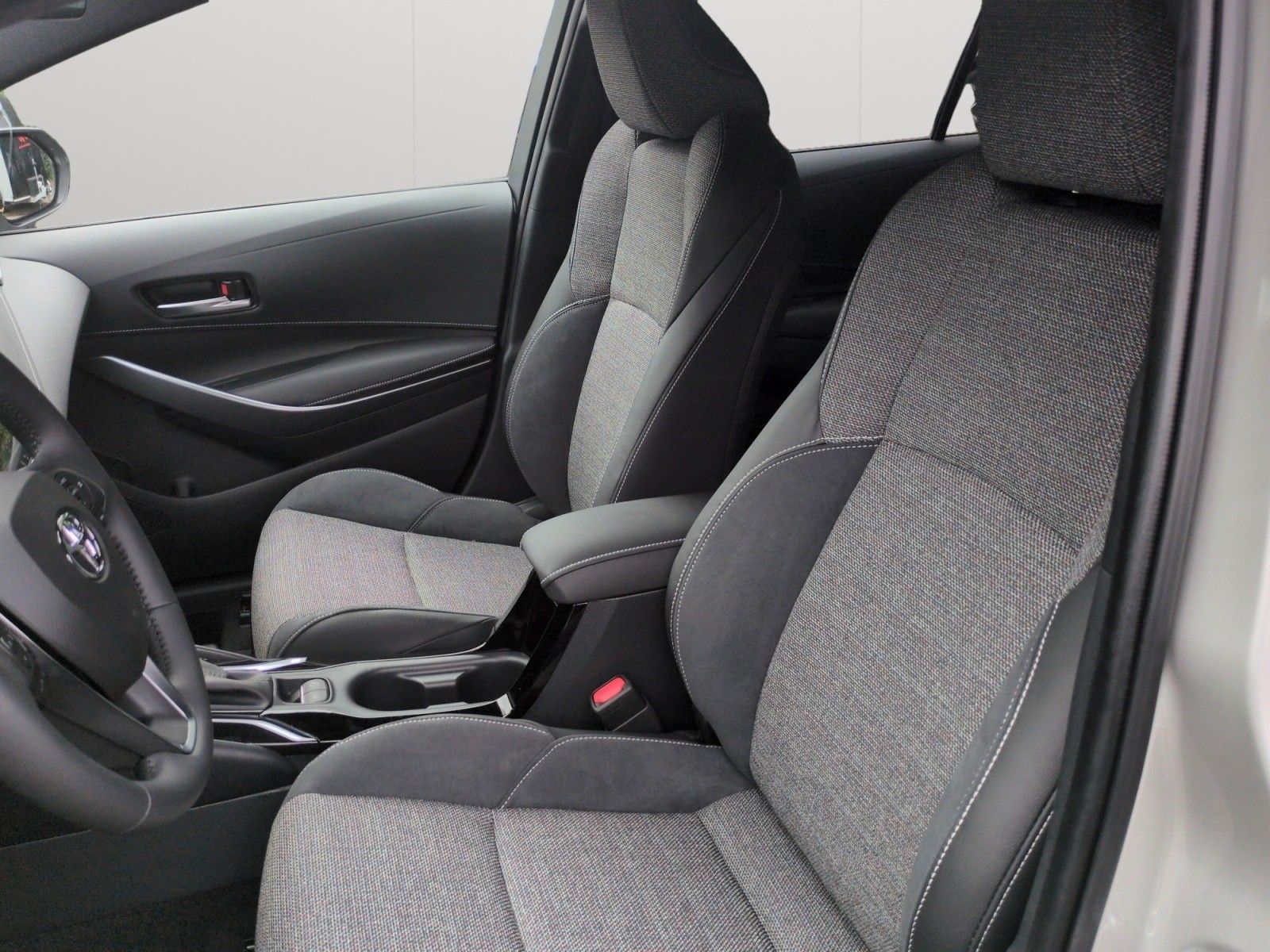 Toyota Corolla Touring Sports 2.0l Hybrid Teamplayer +