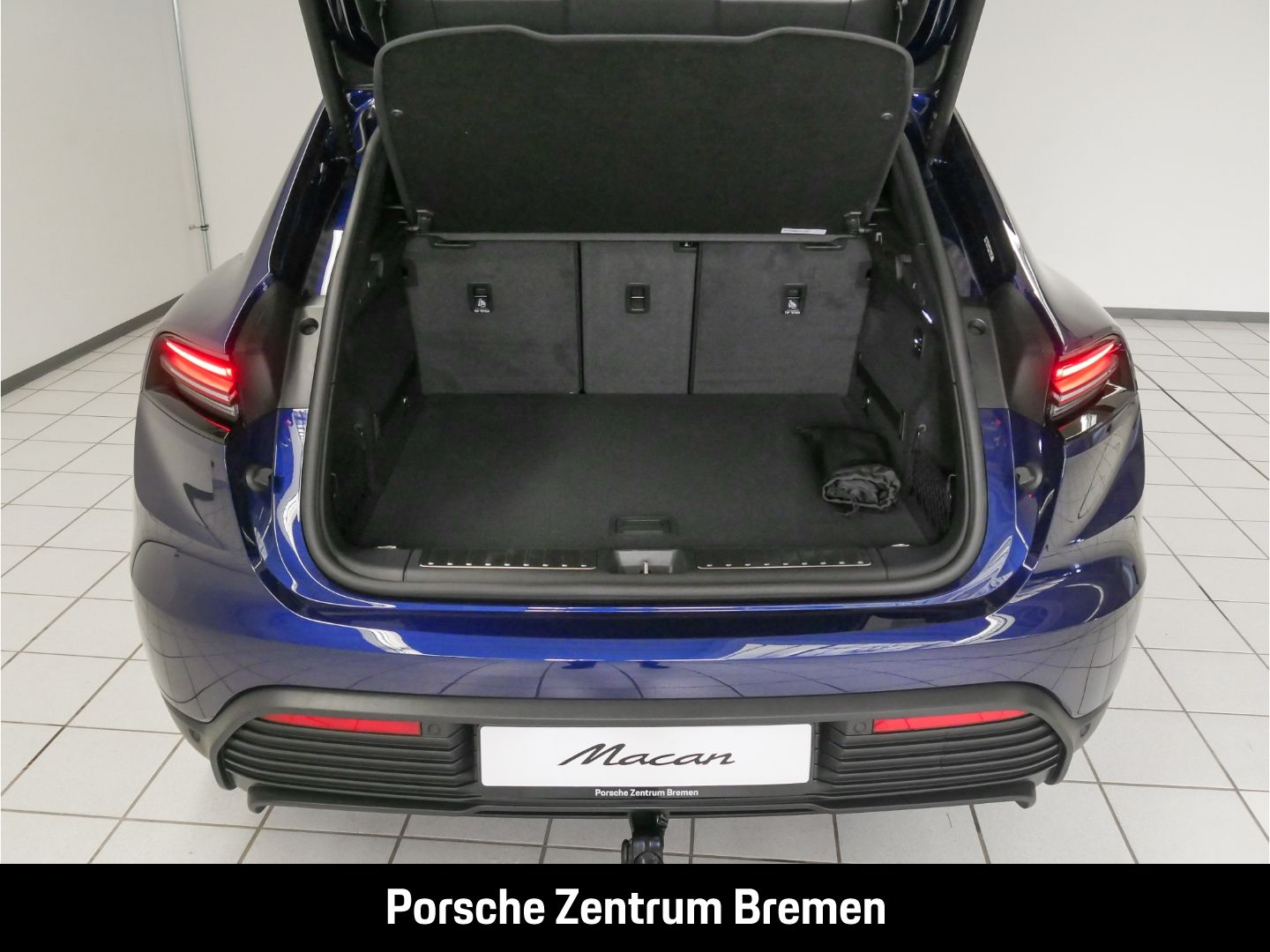 Porsche Macan 4S Matrix LED Sportpaket - Samsaru's Car Outlet