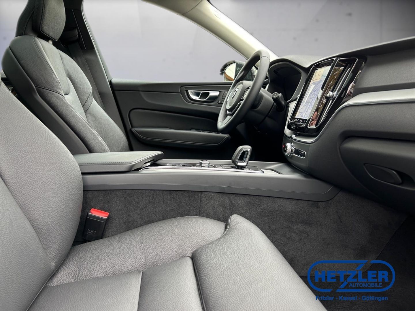 Volvo XC60 Plus Bright Recharge Plug-In Hybrid AWD T6