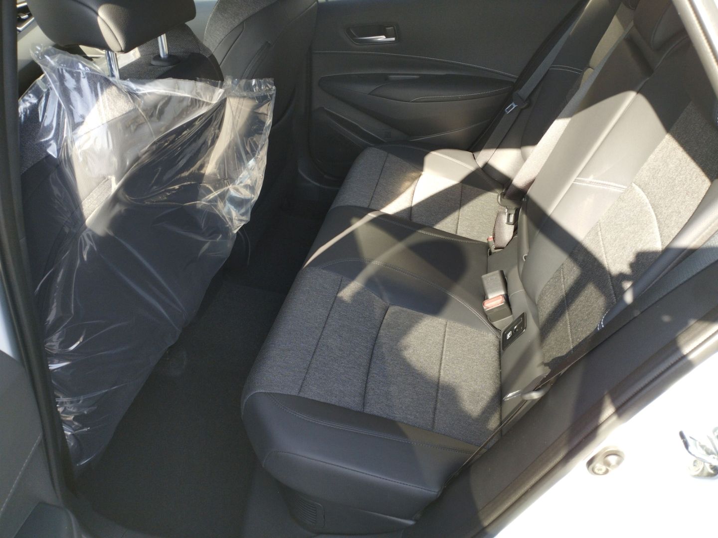 Toyota Corolla TS 2,0 l Team D Navi LED El. Heckklappe