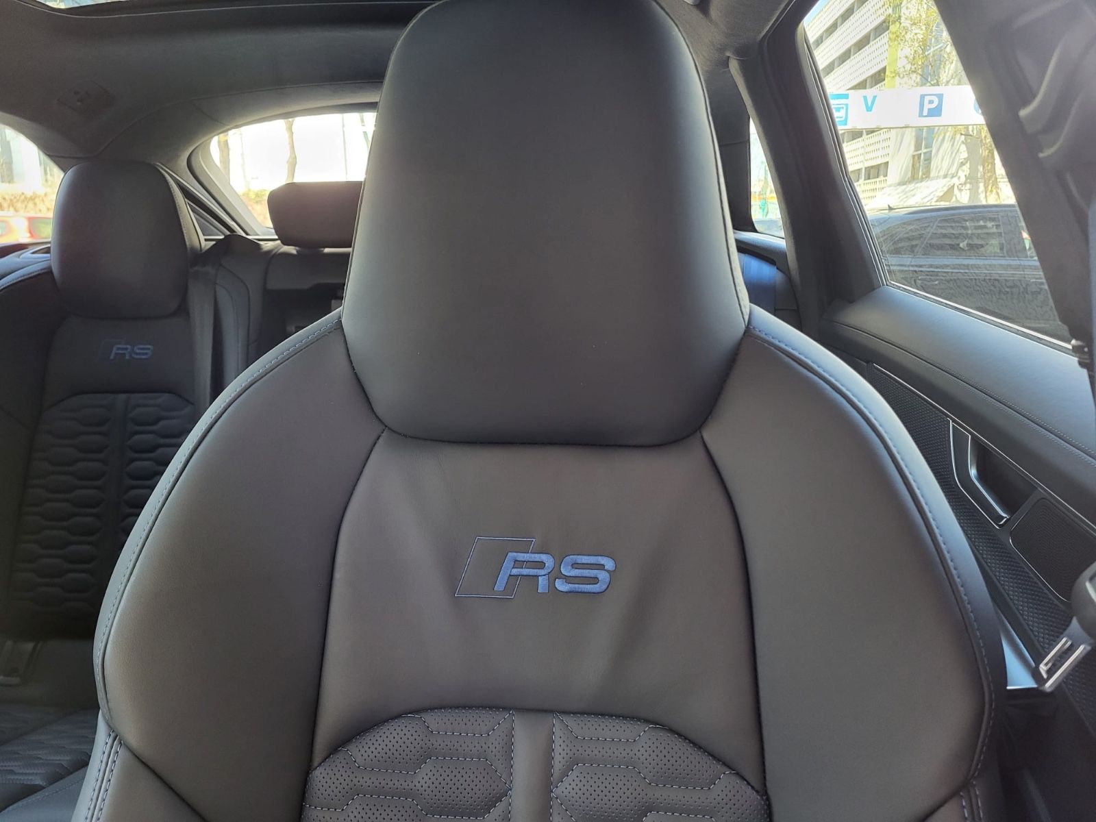 Audi RS6 Avant 4.0 TFSI qu performance Keram Pano B&O