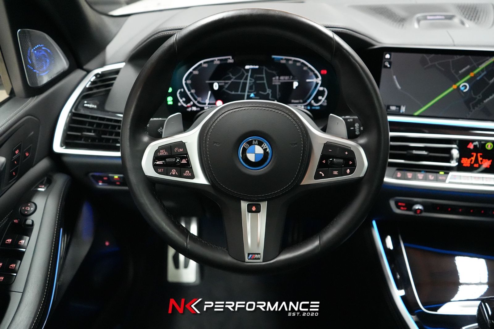 BMW X5 xDrive 45 e M Sport / M-SITZE / B&W / PANO