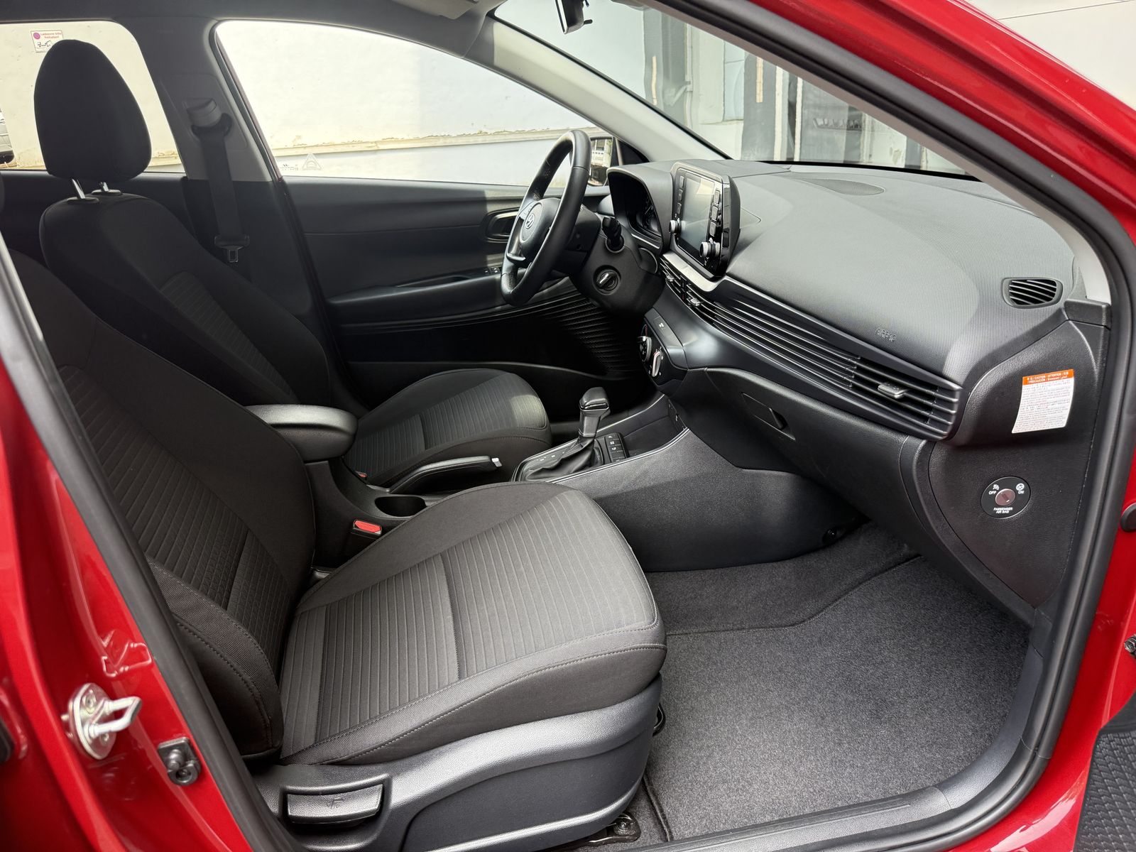 Hyundai i20 Edition 30 Mild-Hybrid - Samsaru's Car Outlet