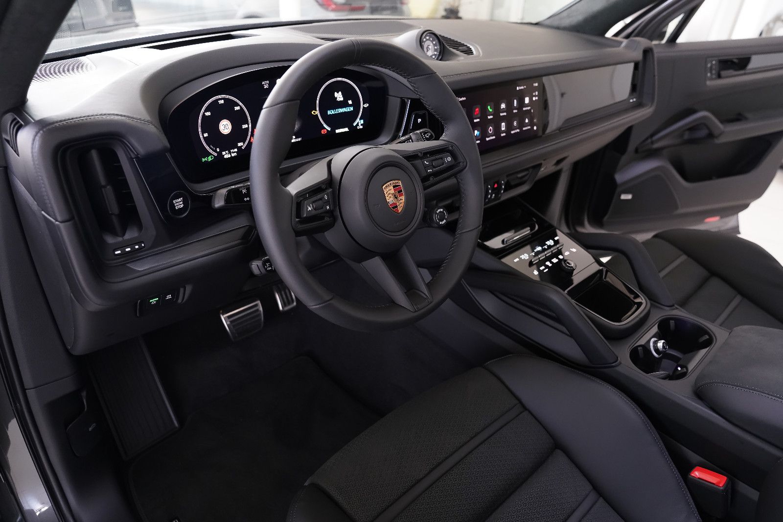 Porsche Cayenne GTS Hinterachslenkung 360 Pano AHK ACC