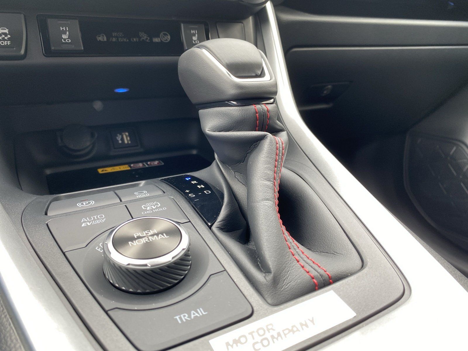Toyota RAV 4 2,5 Plug-In Hybrid  4x4 Teamplayer AKTION
