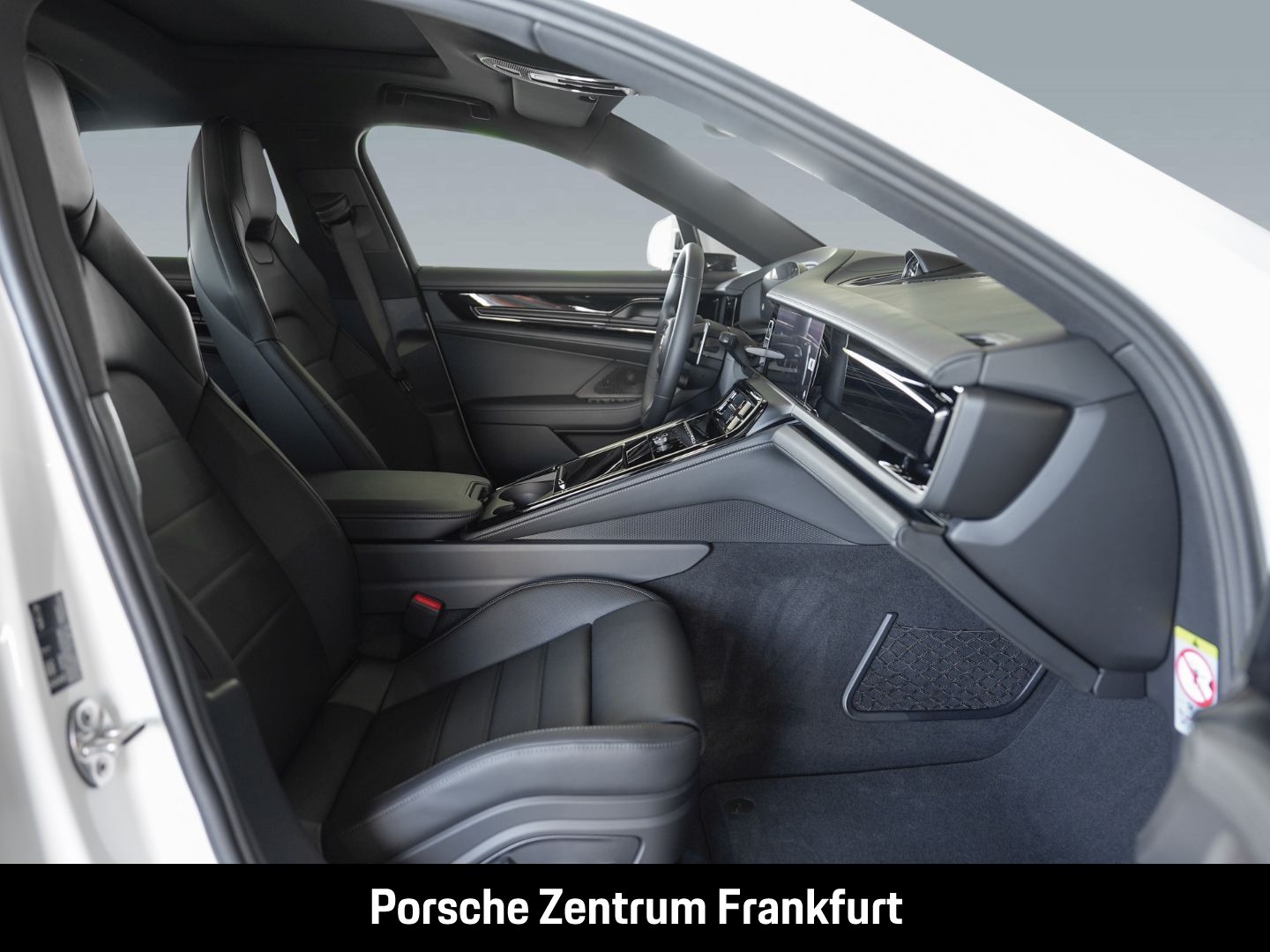 Porsche Panamera 4 E-Hybrid HA-Lenkung InnoDrive Head-Up