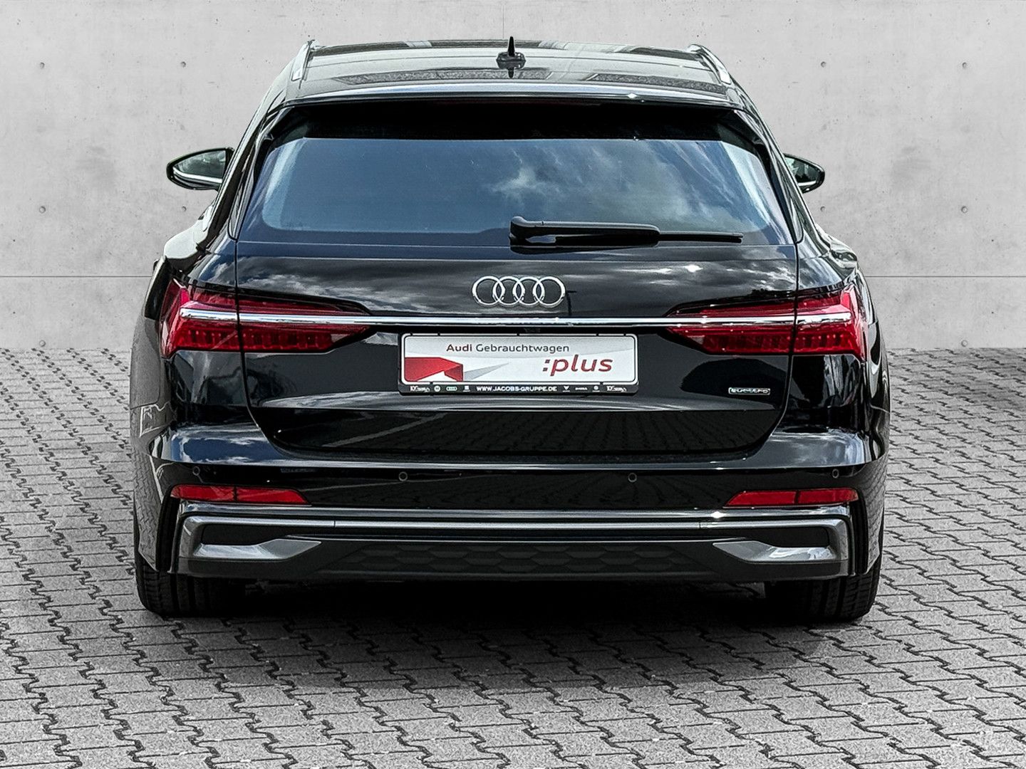 Audi A6 Avant 40 TDI quattro S line - Samsaru's Car Outlet