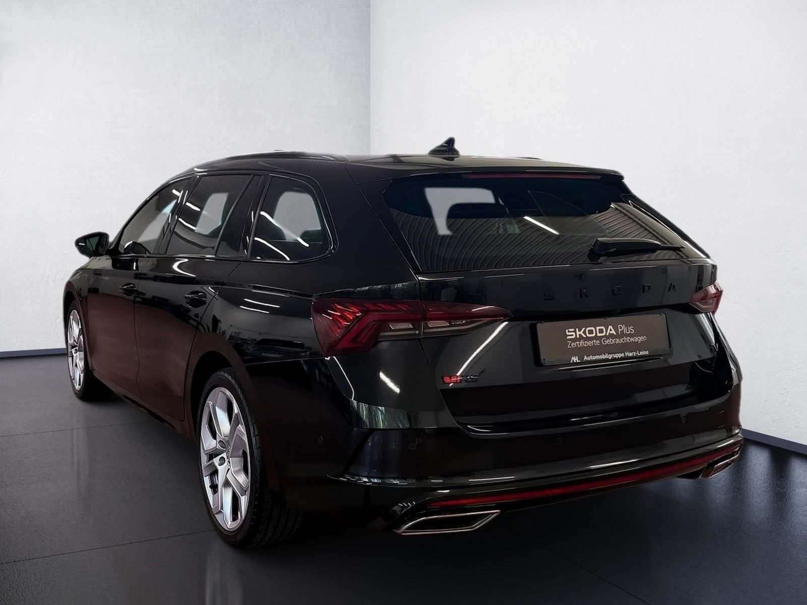Skoda Octavia Combi RS iV 1.4 TSI DSG LED Navi ACC HuD