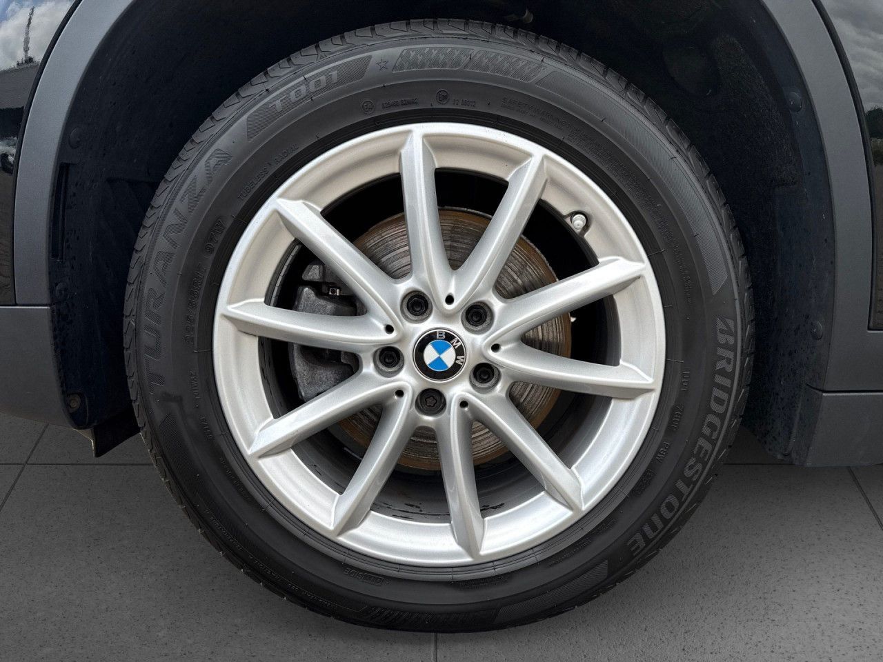 BMW X1 sDrive18d - Samsaru's Car Outlet