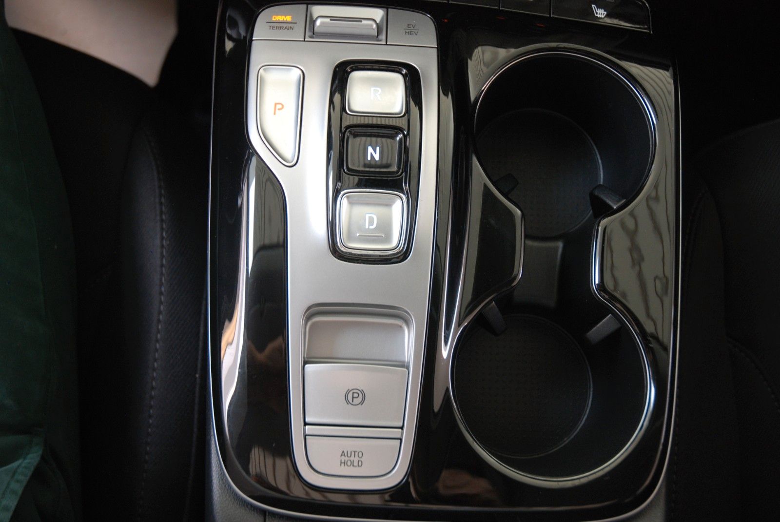 Hyundai TUCSON 1.6 T Plug-in 4WD - Samsaru's Car Outlet
