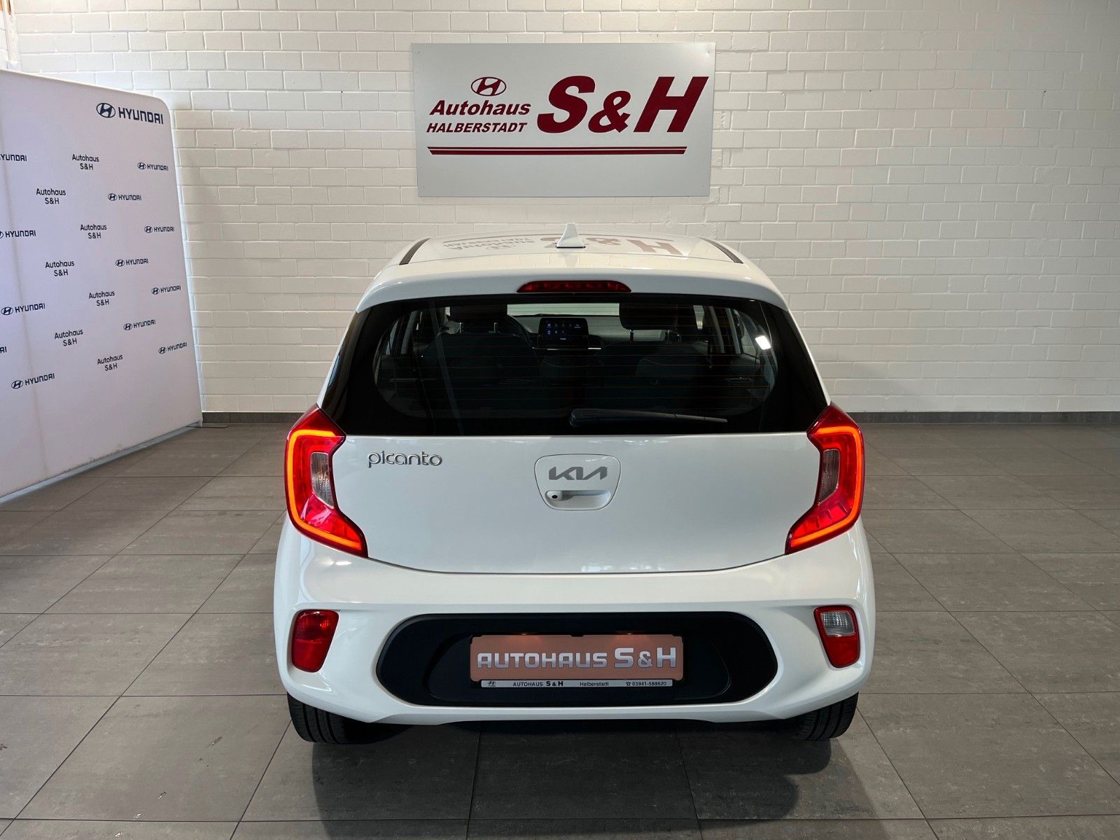 Kia Picanto 1,2 Spirit AT - Samsaru's Car Outlet