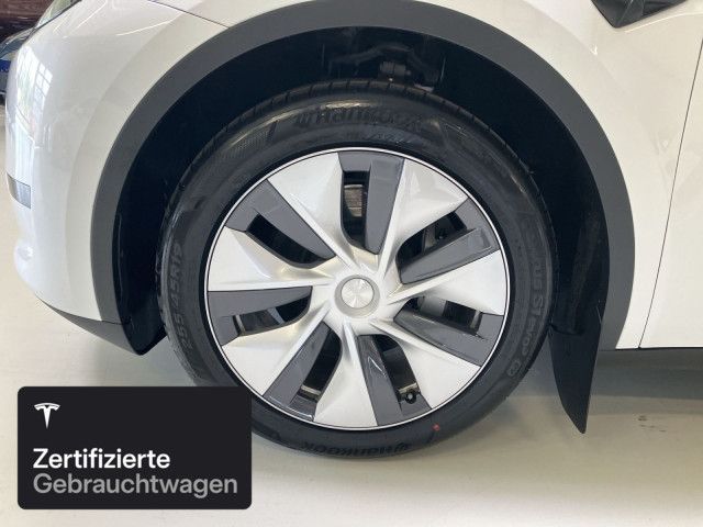 Tesla Model Y Rear-Wheel Drive