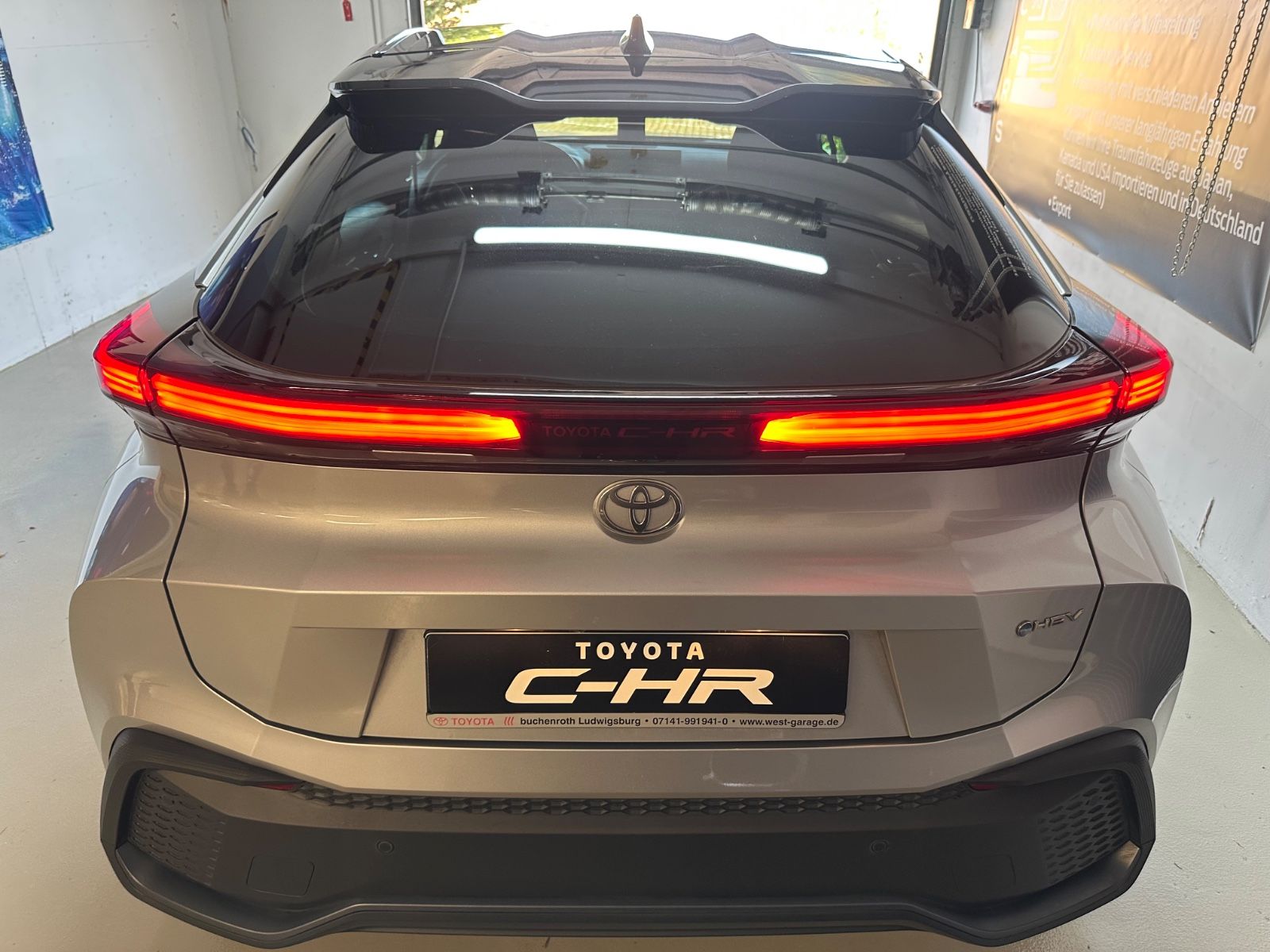 Toyota C-HR Hybrid FWD Team Deutschland