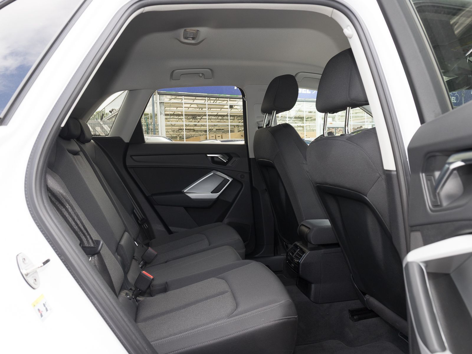 Audi Q3 Sportback 40 TDI Q ADVANCED - Samsaru's Car Outlet