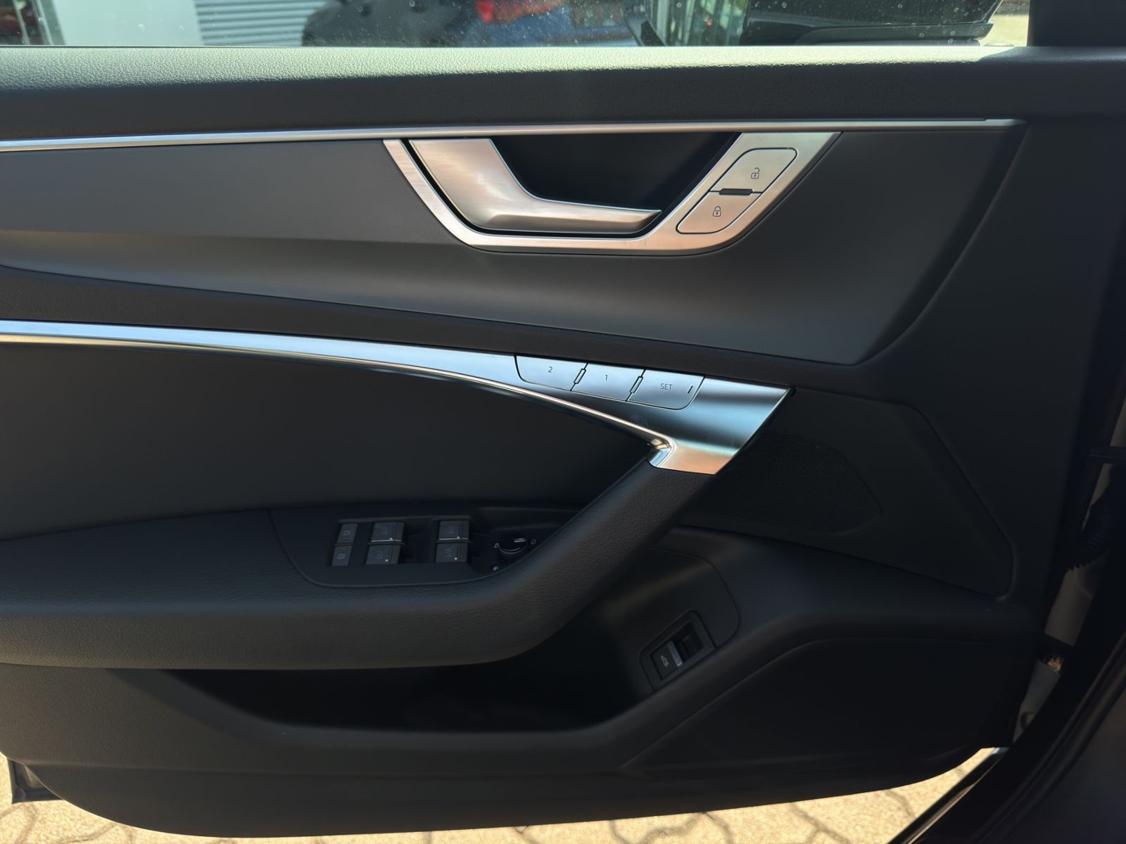 Audi A6 Avant 50 TDI quattro S line - Samsaru's Car Outlet