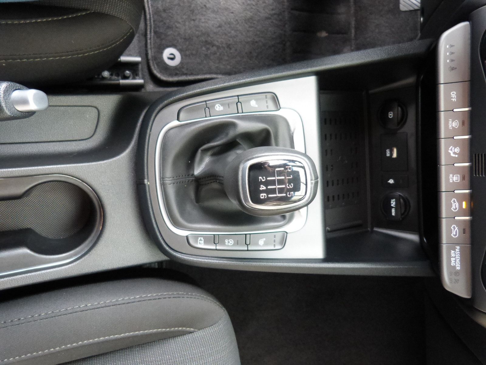 Hyundai Kona - Samsaru's Car Outlet
