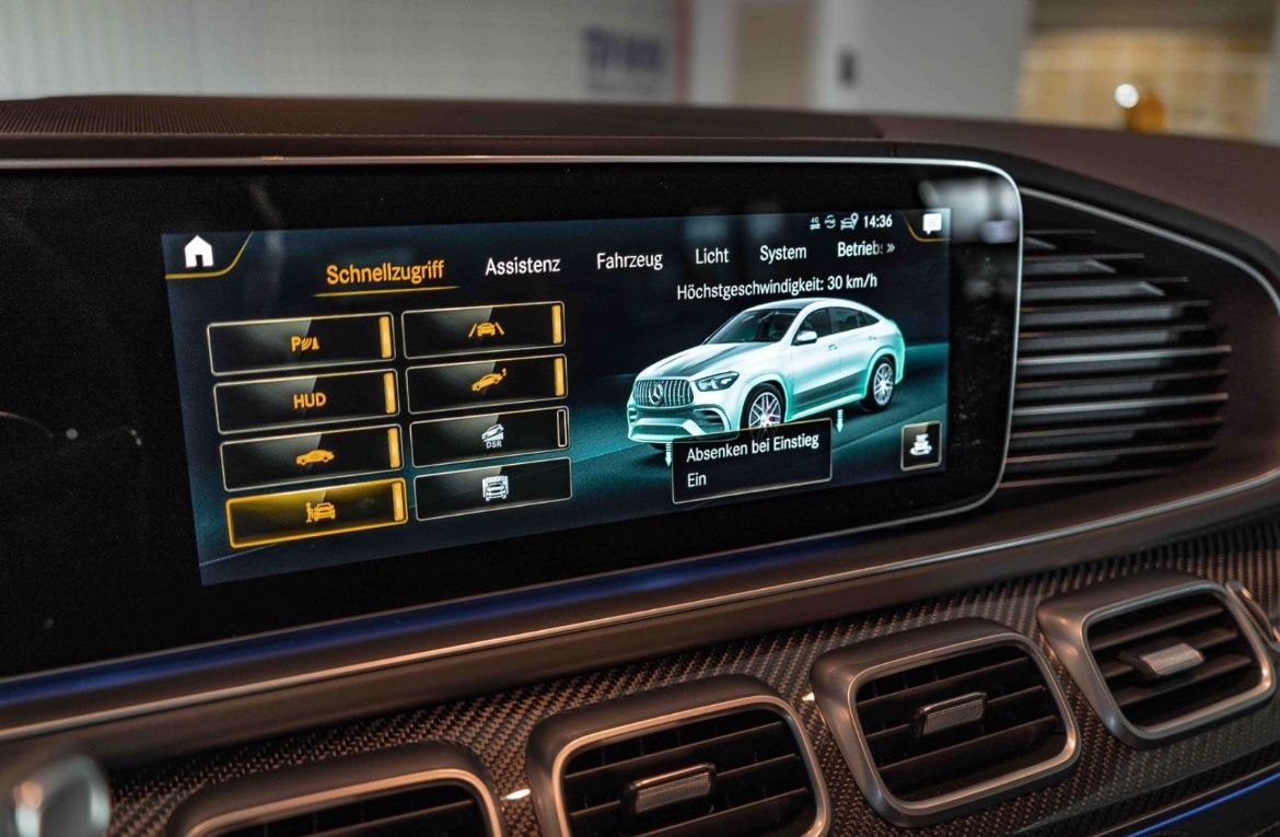 Mercedes-Benz GLE 63 S AMG 4M+ Coupe Panorama Carbon HUD Night