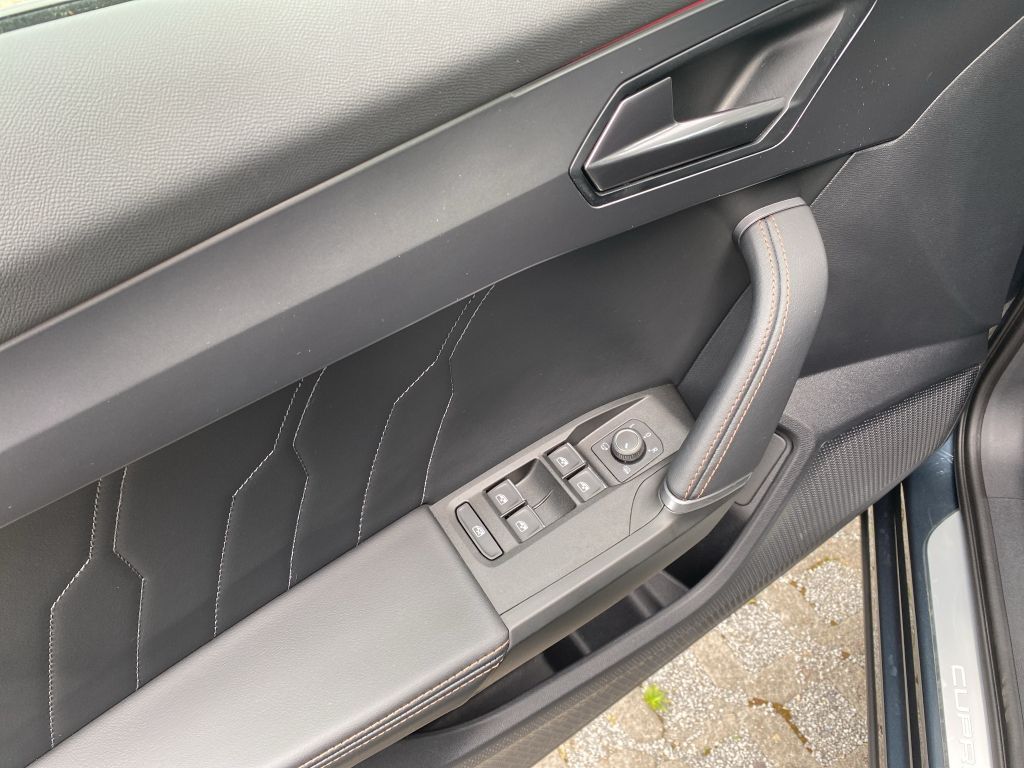 Cupra Formentor VZ 2.0 TSI 4Drive DSG - Samsaru's Car Outlet