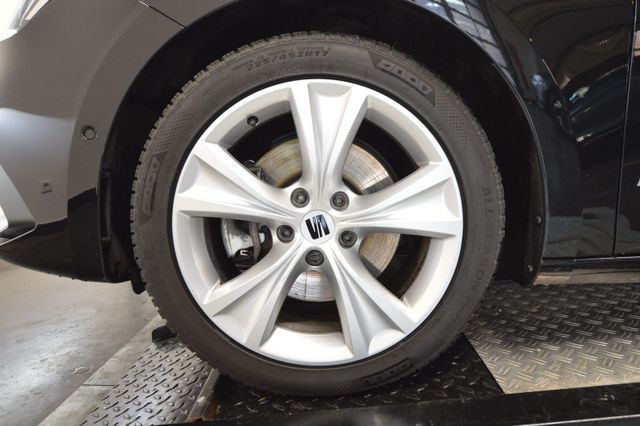 Seat Leon Sportstourer 2.0 TDI FR Navi/ SHZ/ AHK/ ...