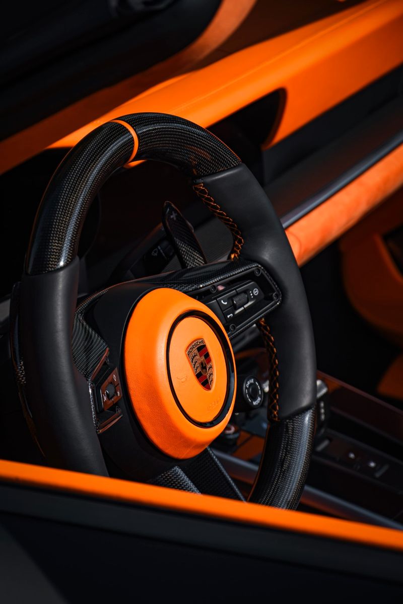 Porsche 992 911 TURBO S - Samsaru's Car Outlet