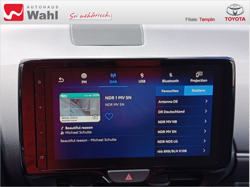 Toyota Yaris 1.5 Hybrid Teamplayer