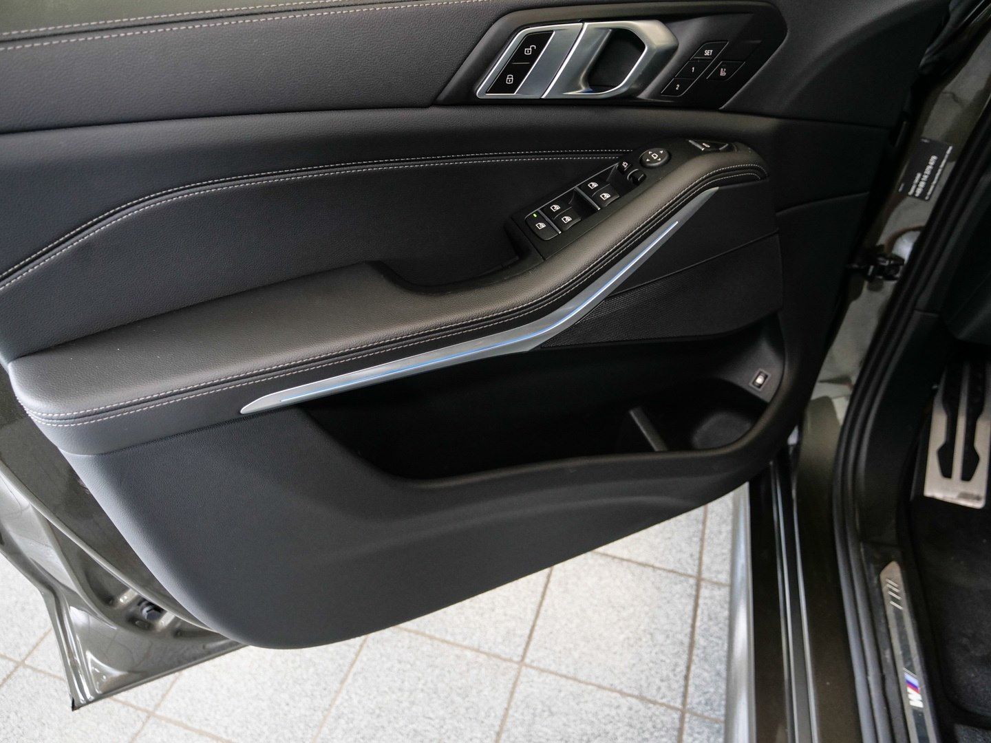 BMW X5 xDrive45e M-Sport Aut Nav HuD Laser AHK Pano