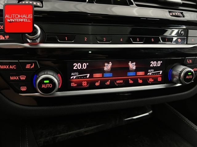 BMW 530 i xDrive Touring Luxury Line PANO+AHK+STANDH