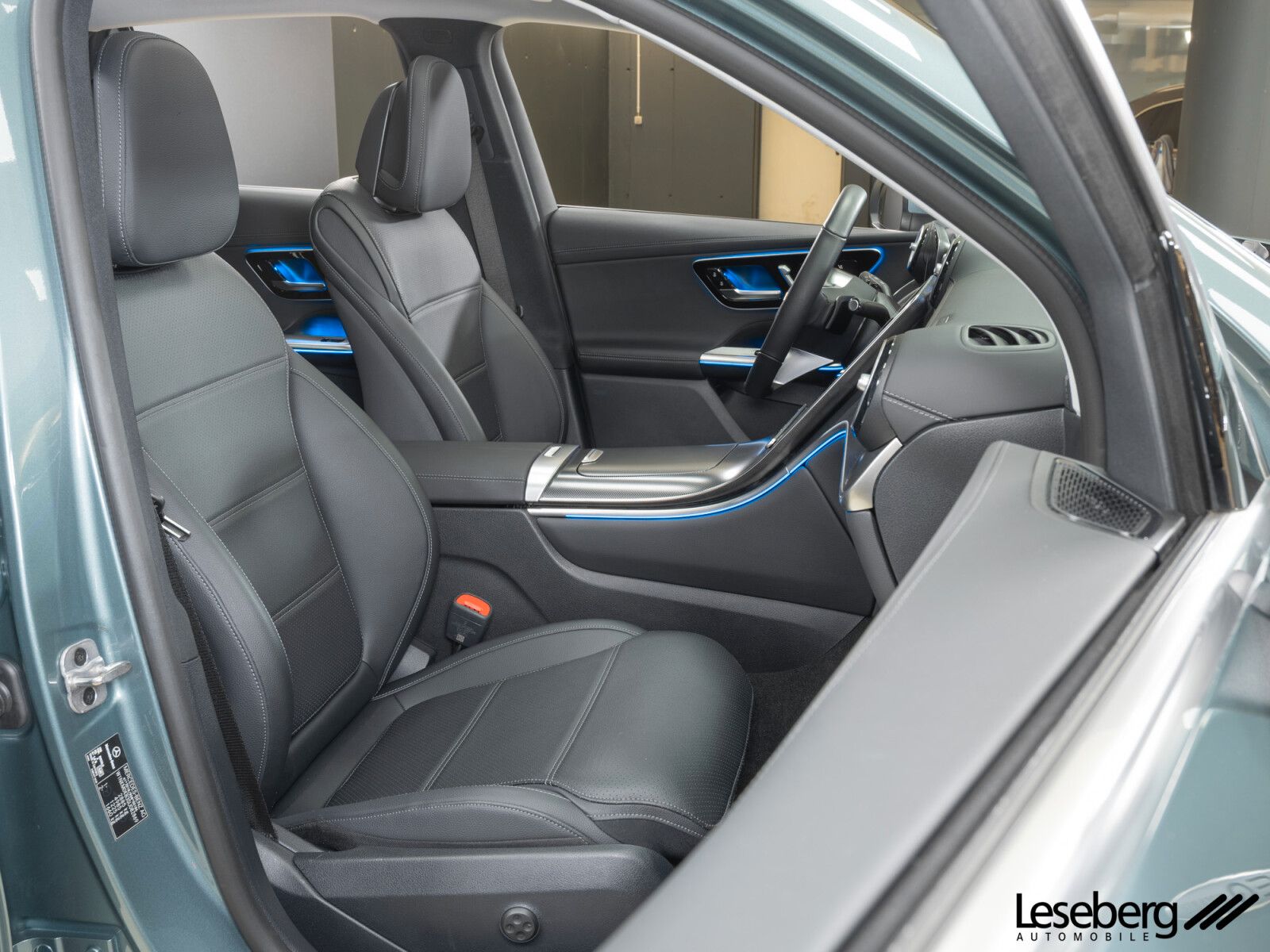 Mercedes-Benz GLC 300 de 4M AVANTGARDE LED /Pano /AHK /Head-Up