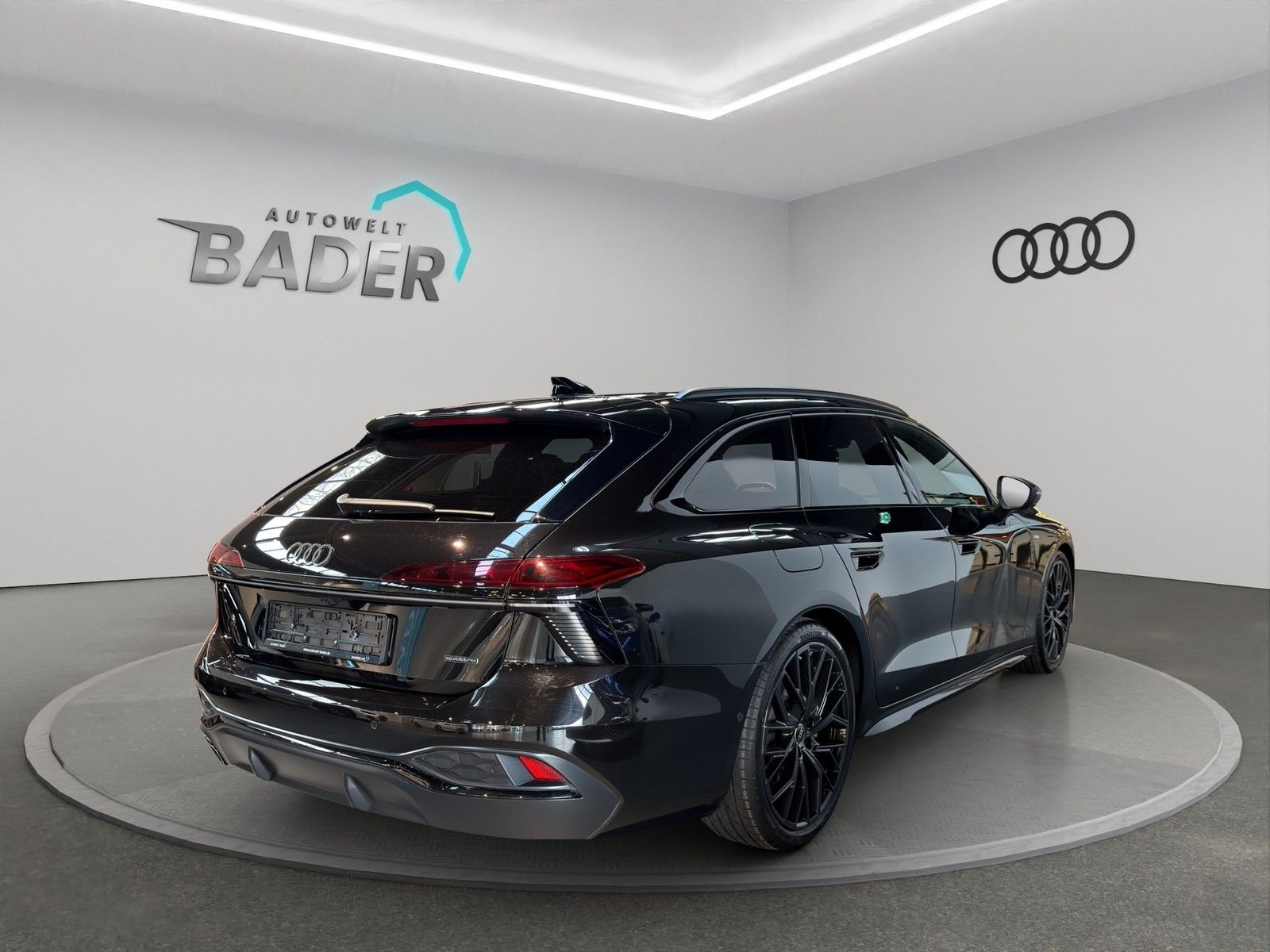 Audi A6 Avant 2.0 TDI qu. S Line Matrix AHK Pano edit