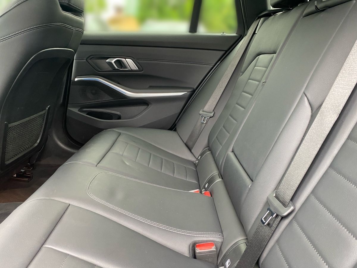 BMW 330e Touring M Sport - Samsaru's Car Outlet