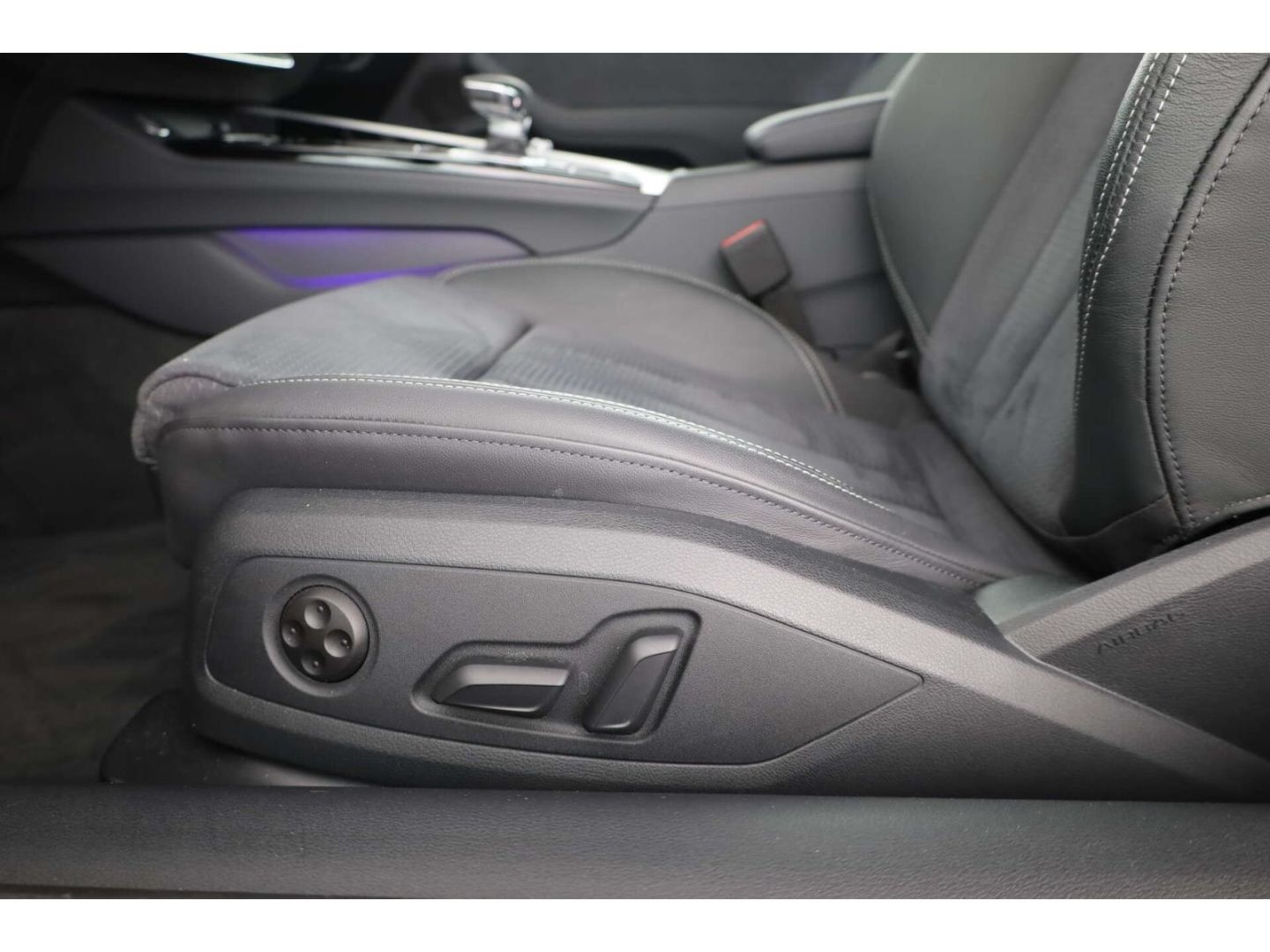 Audi A5 Cabriolet 45 TFSI qu S line AHK/HUD/NAV/19''