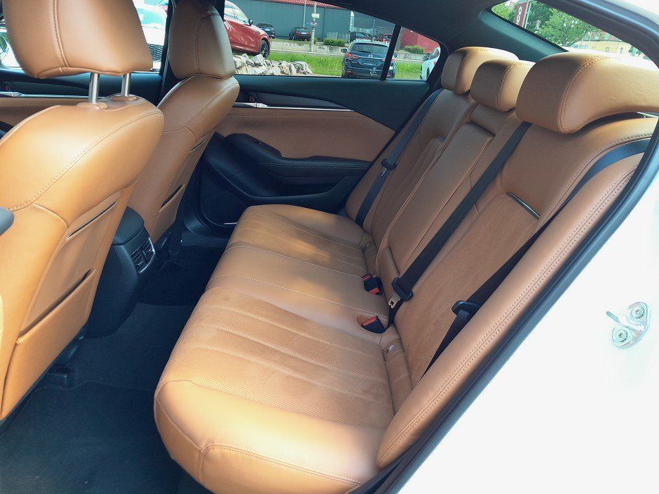 Mazda 6 Limous. SKY-G 194PS 6AT SoMo 20TH ANNYV. GSD B